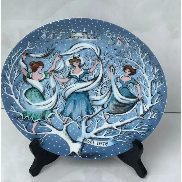 Haviland Limoges Nine Ladies Dancing Number 9 12 Days of Christmas Series Blue S - Picture 10 of 10